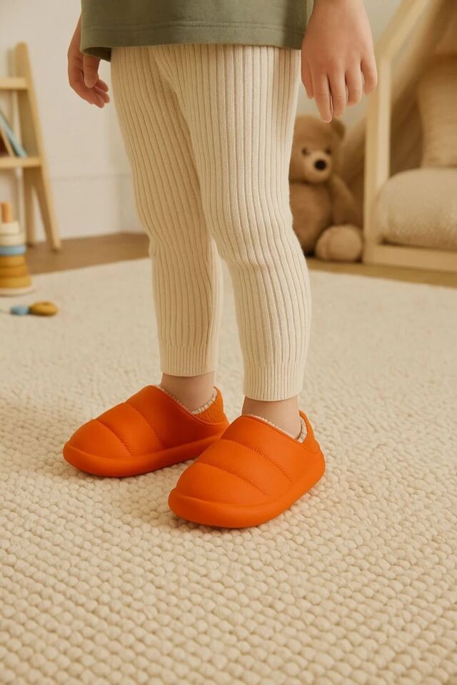 Peluş İçi Yünlü Kışlık Panduf Turuncu Çocuk Ev Terliği