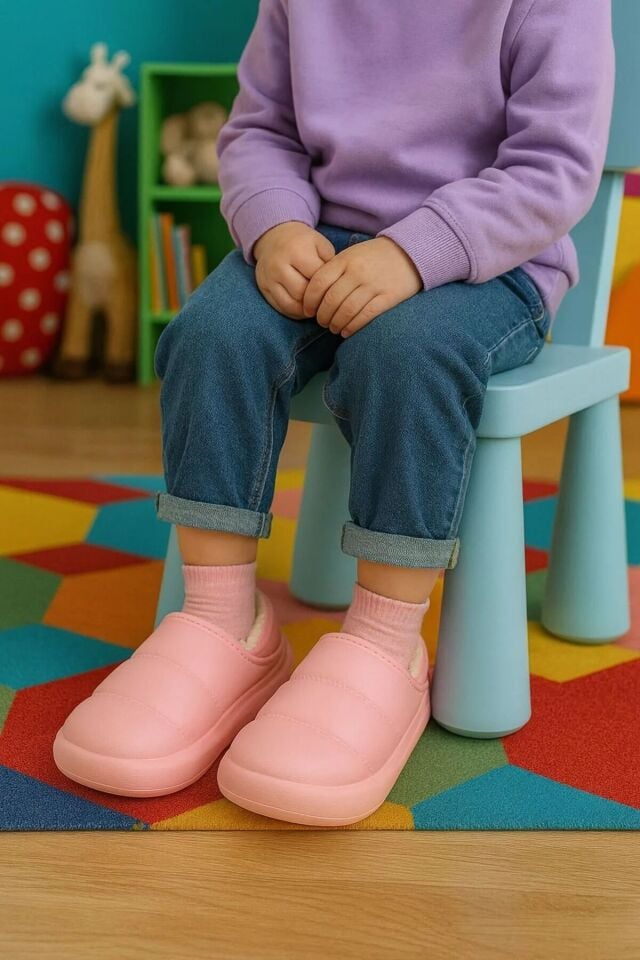 Peluş İçi Yünlü Kışlık Panduf Pembe Çocuk Ev Terliği