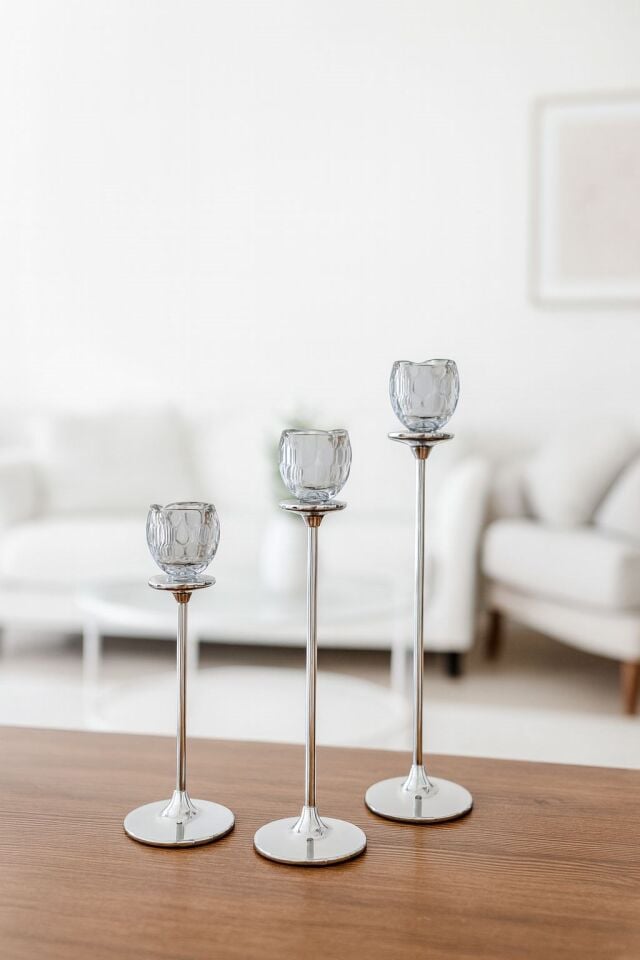 Gümüş Renkli 3'lü Kristal Cam Mumluk Seti & Gümüş Dekoratif Şamdan Takımı