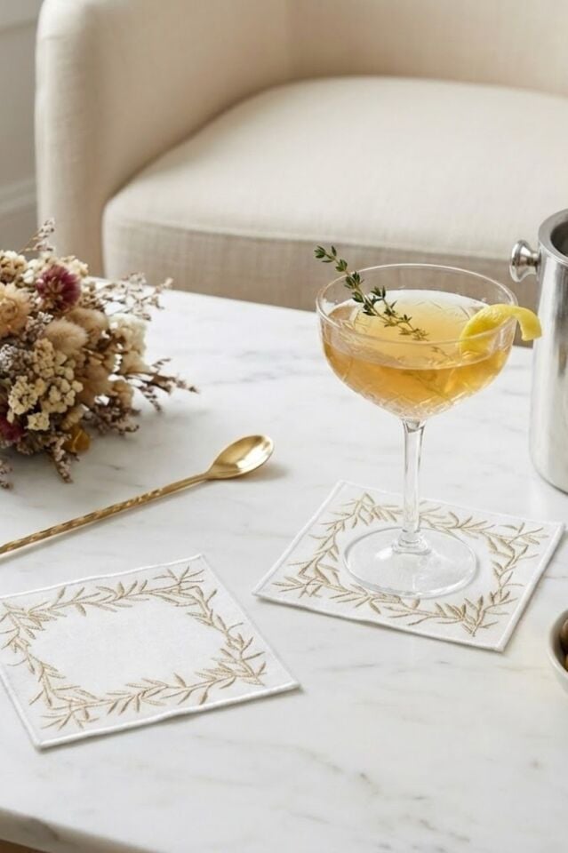2'li Özel Tasarım Lavanta Nakışlı Ham Keten Kokteyl Peçetesi & Bardak Altlığı Sunum Seti (15x15 cm)-2