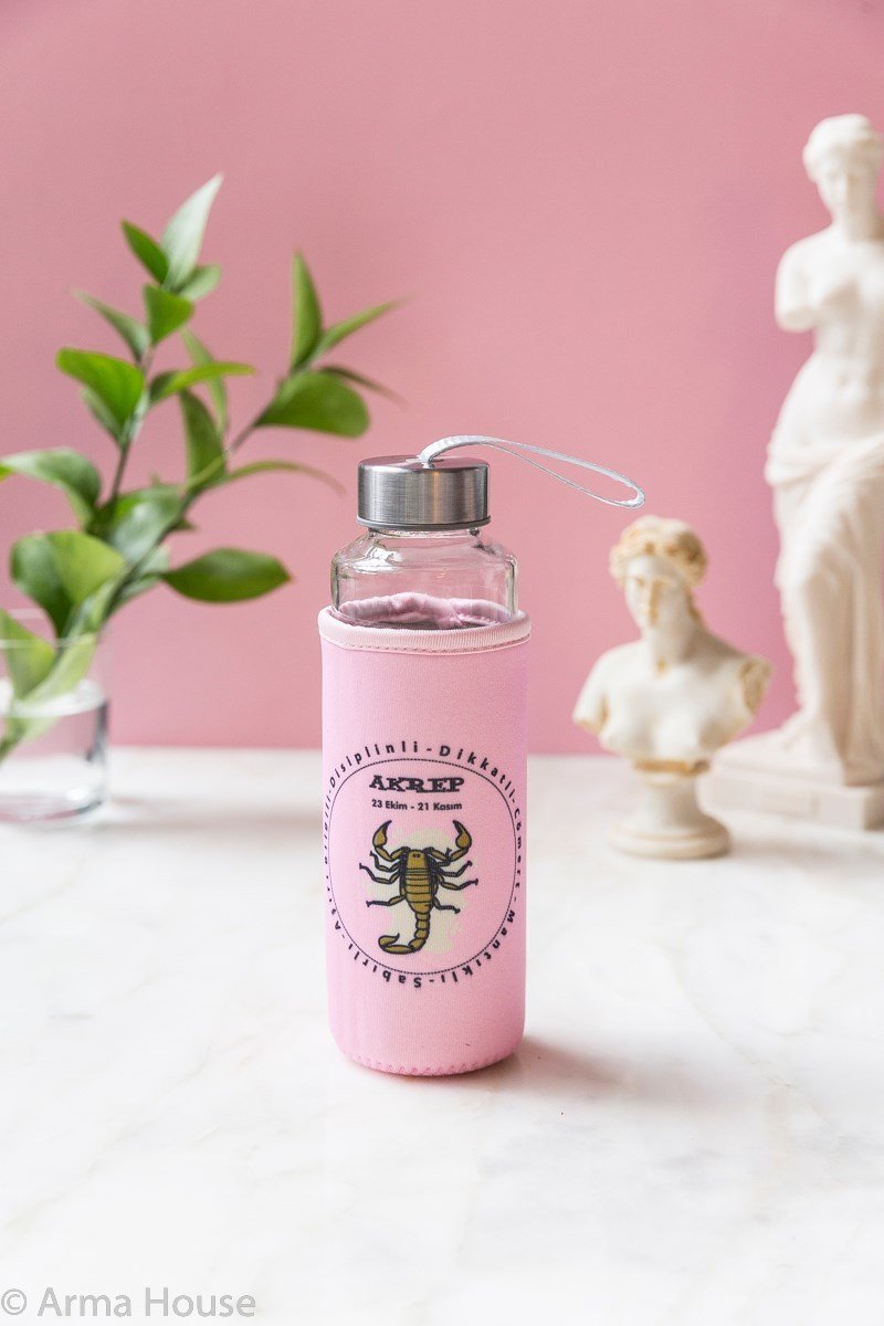 Pembe Akrep Burcu Kılıflı Cam Matara 400ml