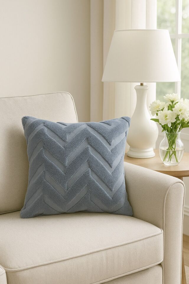 1 Adet Mavi Çizgili Pofuduk Kırılent Kılıfı 42x42 cm